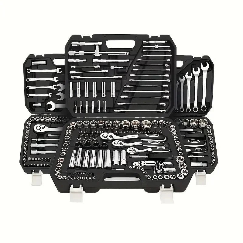 46-tlg. Kfz-Werkzeug-Set – Steckschlüssel, Bits & Ratsche im Koffer
Set di attrezzi auto 46 pezzi – Inserti, chiavi e cricchetto con valigetta