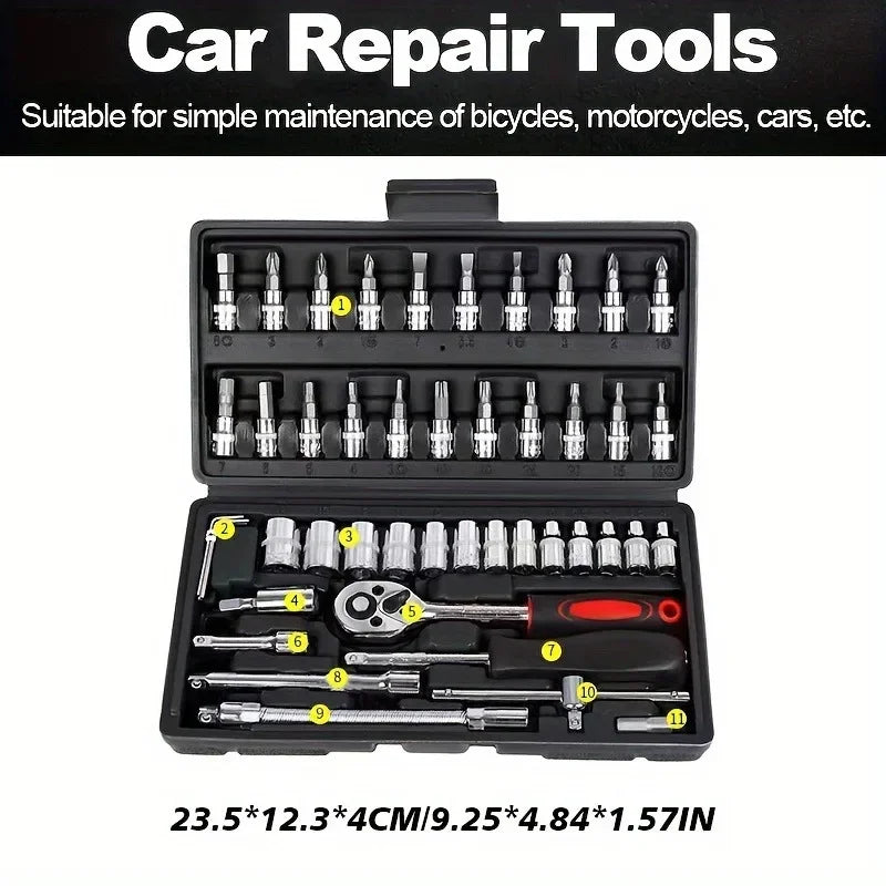 46-tlg. Kfz-Werkzeug-Set – Steckschlüssel, Bits & Ratsche im Koffer
Set di attrezzi auto 46 pezzi – Inserti, chiavi e cricchetto con valigetta